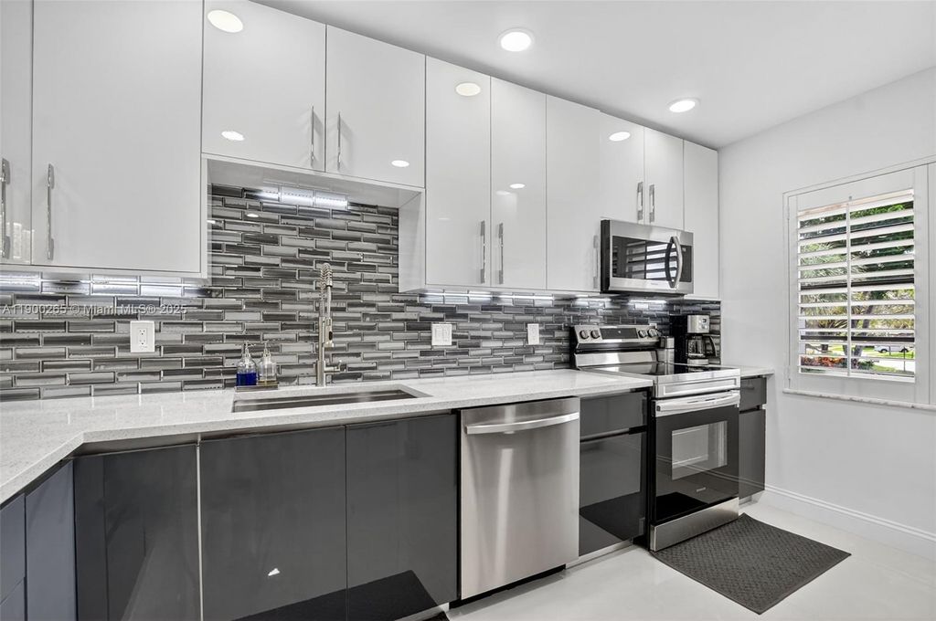 Photo of 21860 Arriba Real #4-D, Boca Raton, FL 33433 (MLS # A11900265)