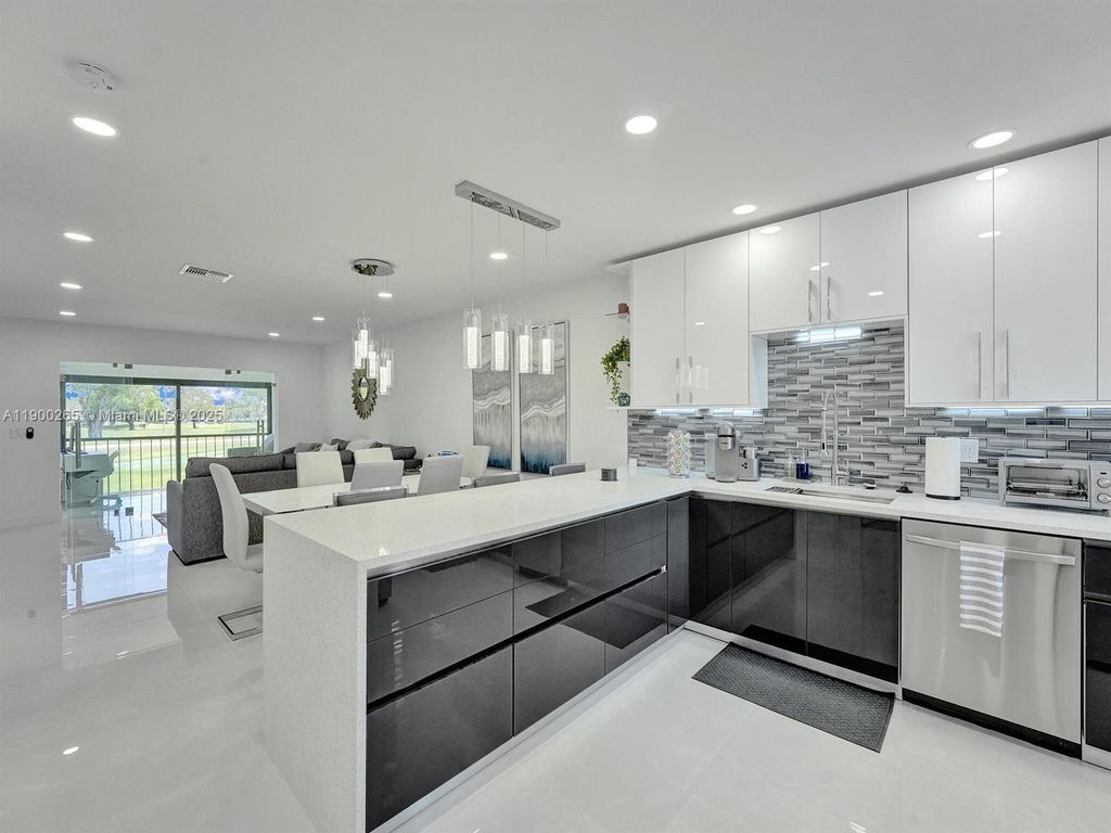 Photo of 21860 Arriba Real #4-D, Boca Raton, FL 33433 (MLS # A11900265)