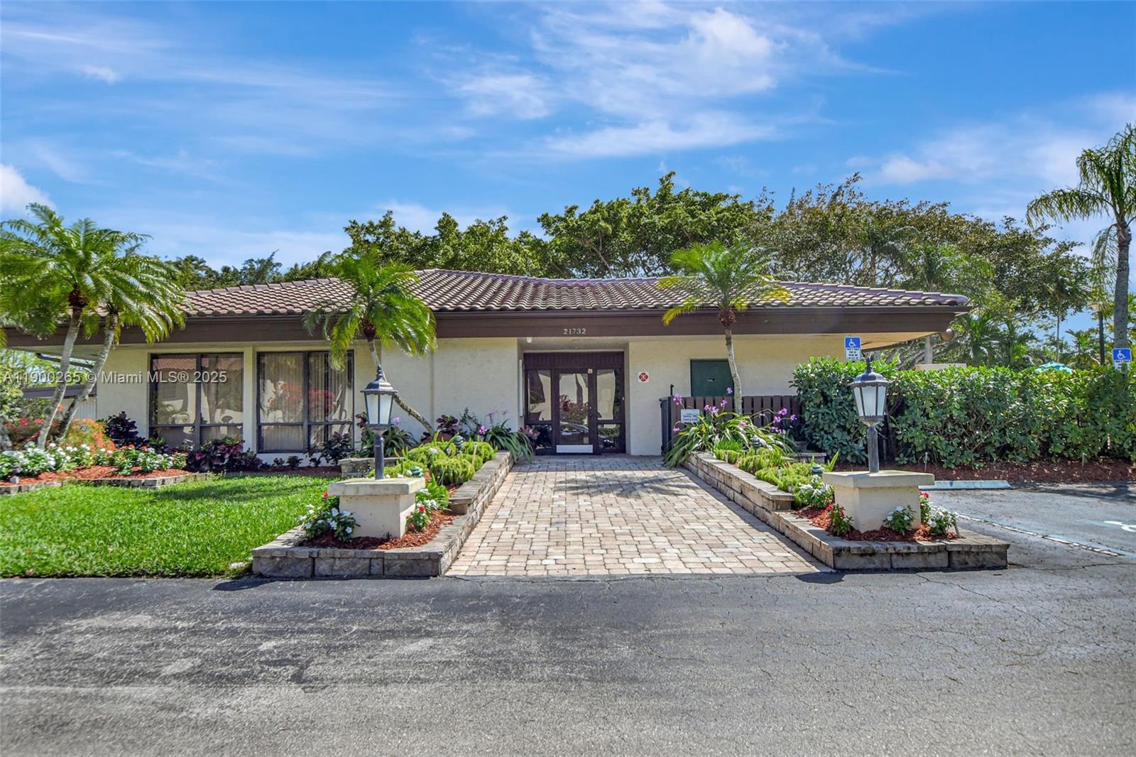 GLADES OF BOCA LAGO CONDO - Residential