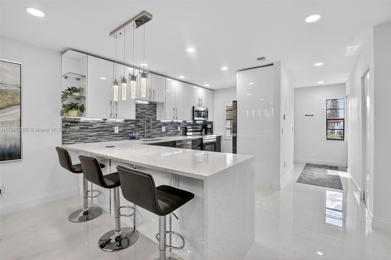 GLADES OF BOCA LAGO CONDO - Residential