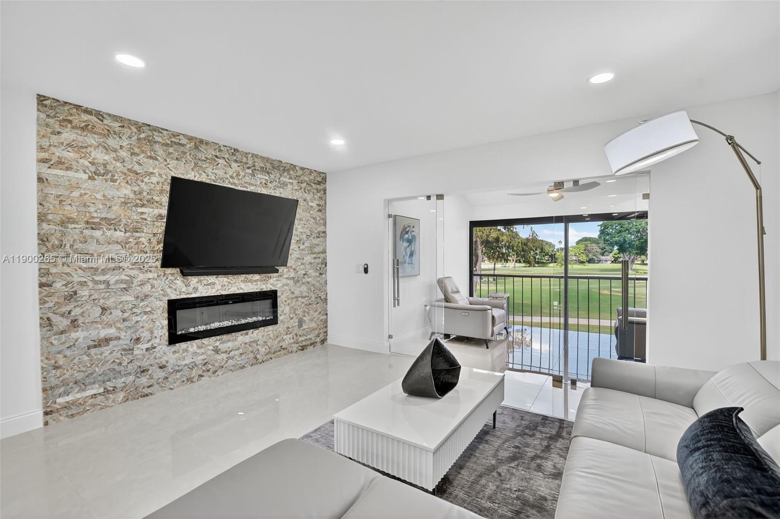 GLADES OF BOCA LAGO CONDO - Residential