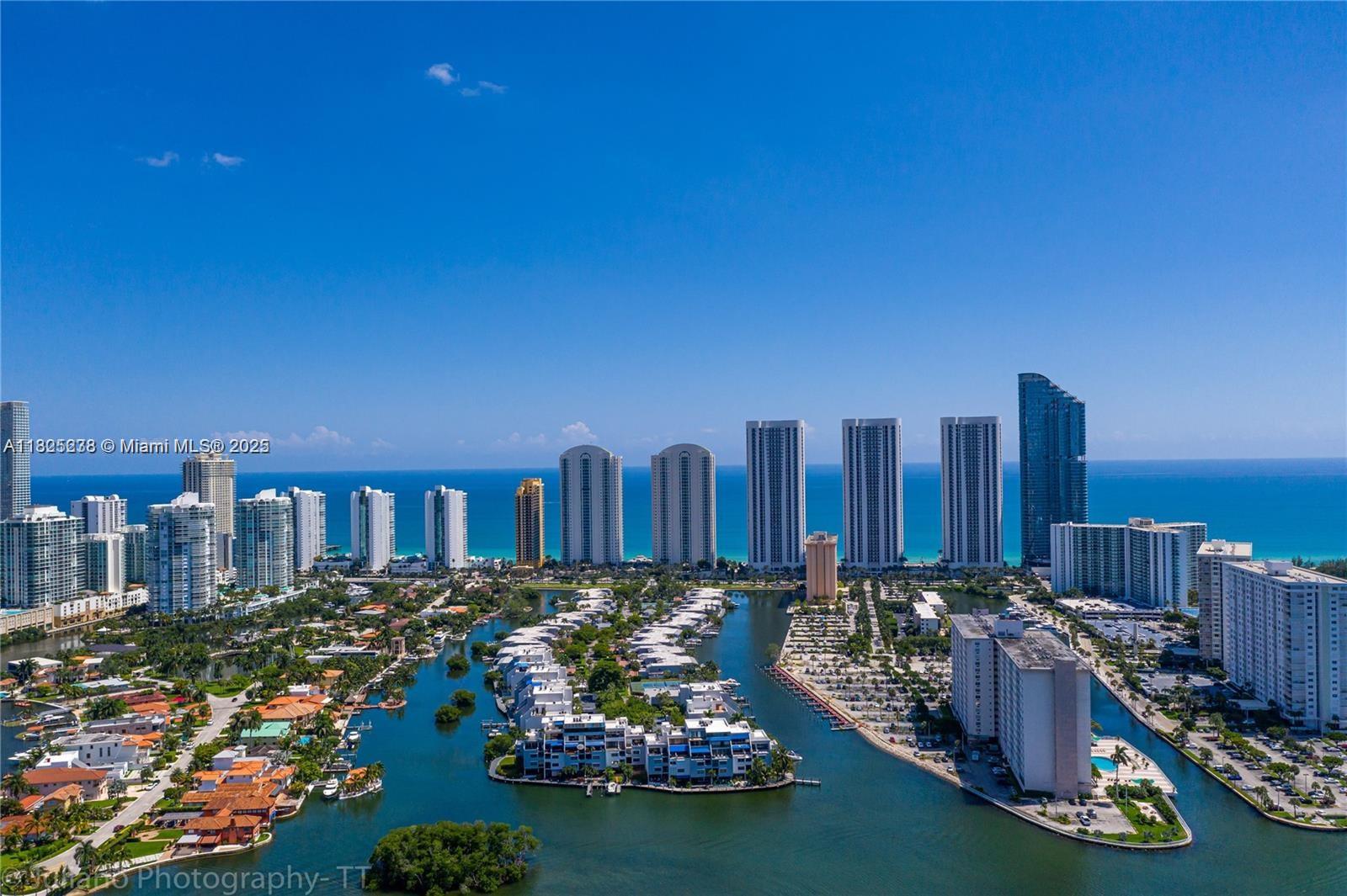 440 Poinciana Dr 1615