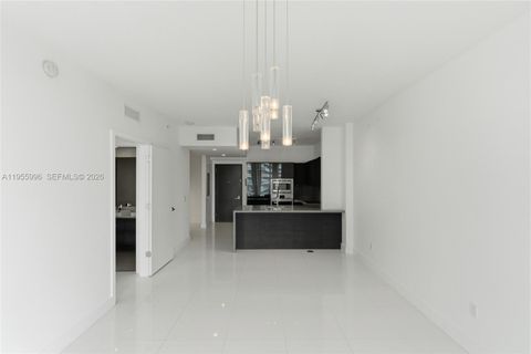 1080 Brickell Ave 3507 Miami FL 33131