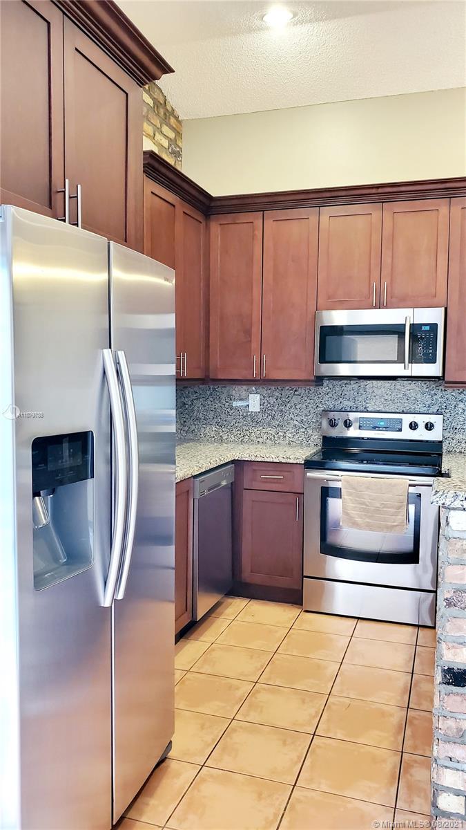 BRIGHTONS MEADOW TRACE - Residential Lease