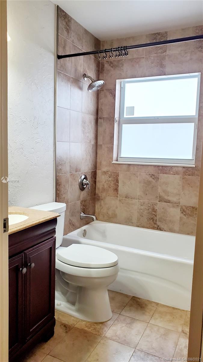 BRIGHTONS MEADOW TRACE - Residential Lease