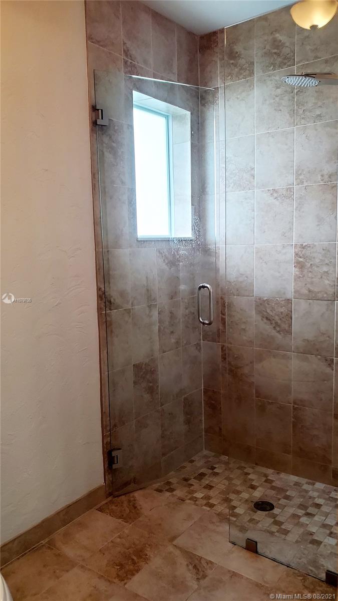 BRIGHTONS MEADOW TRACE - Residential Lease