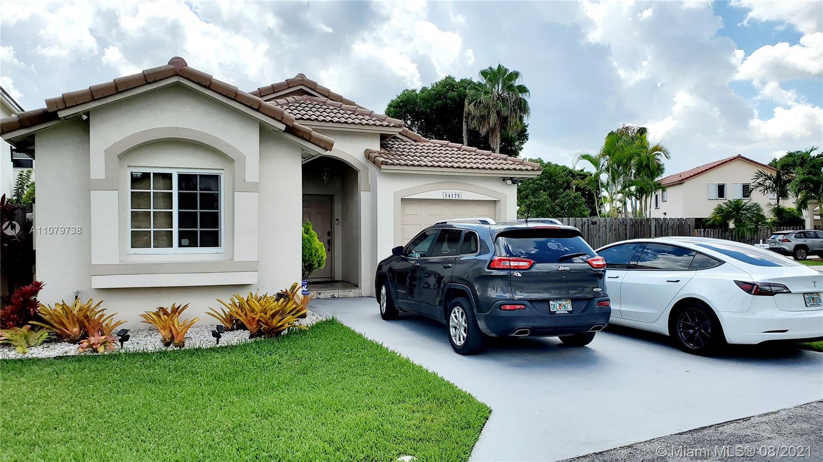 BRIGHTONS MEADOW TRACE - Residential Lease