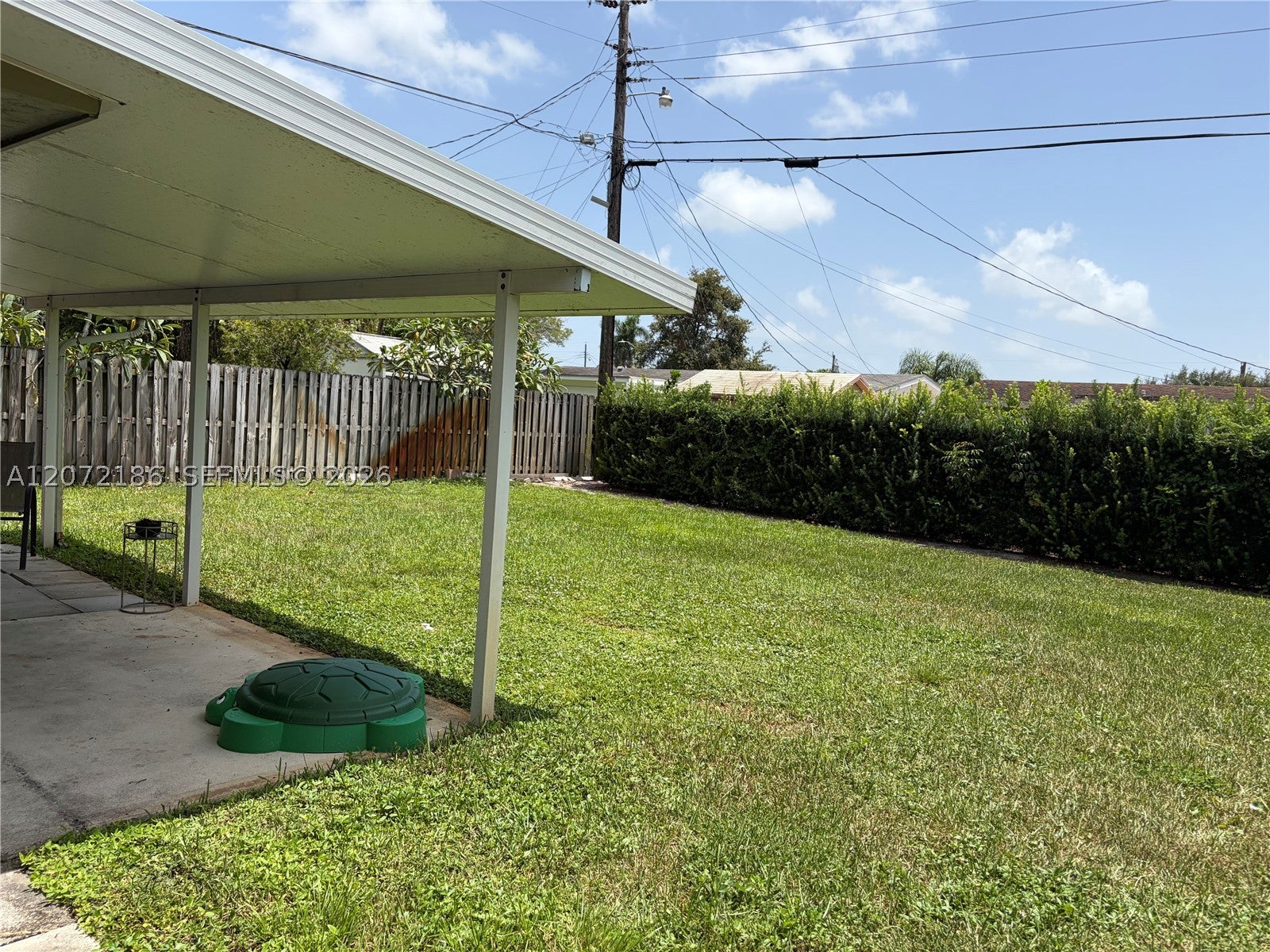 7810 NW 11th Ct, Pembroke Pines FL 33024