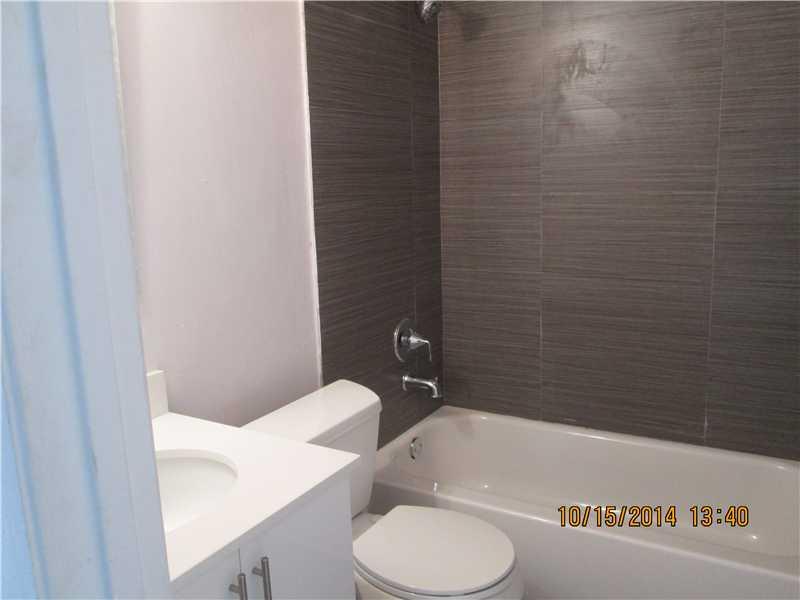 BANYAN TREE TWO CONDO - Residential Lease
