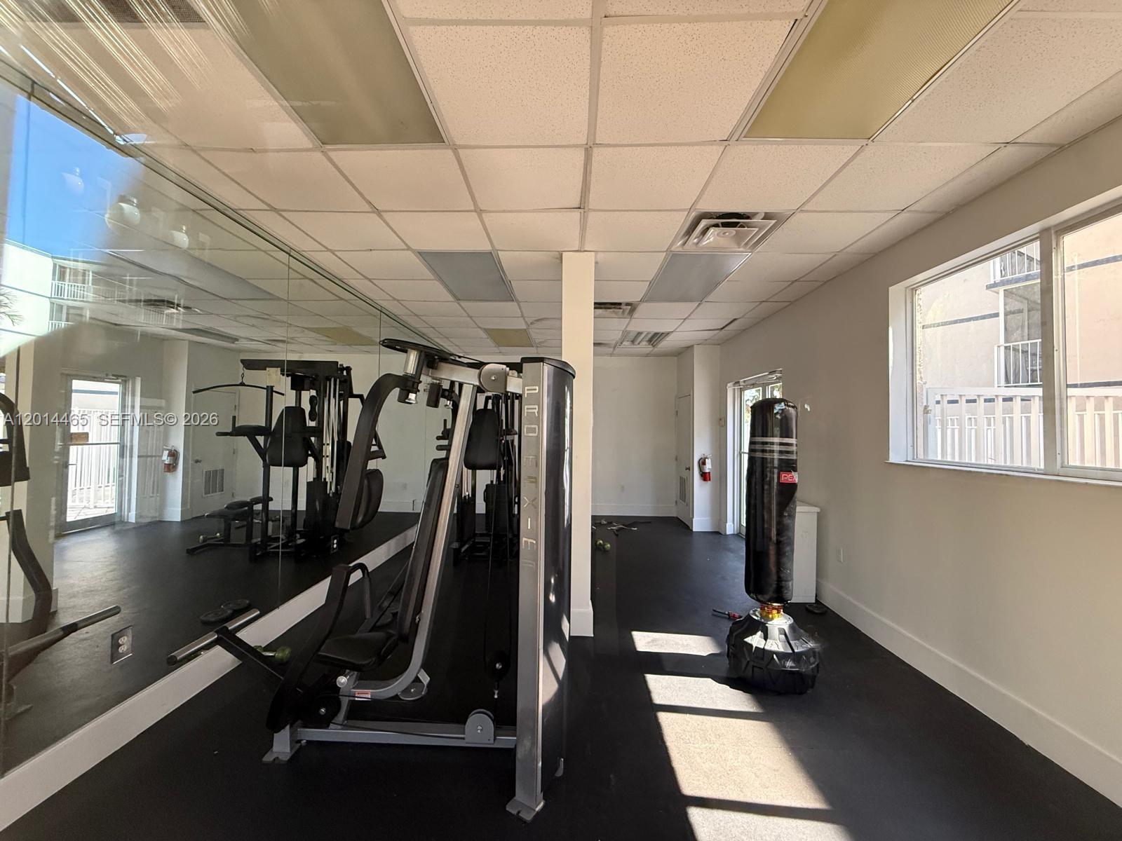 LAS BRISAS@ COUNTRY CLUB - Residential Lease