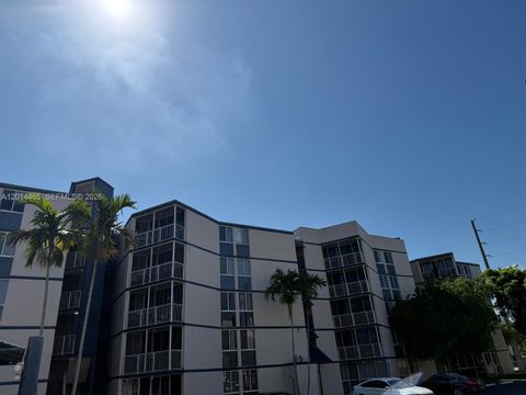 6955 NW 186th St F402 Hialeah FL 33015