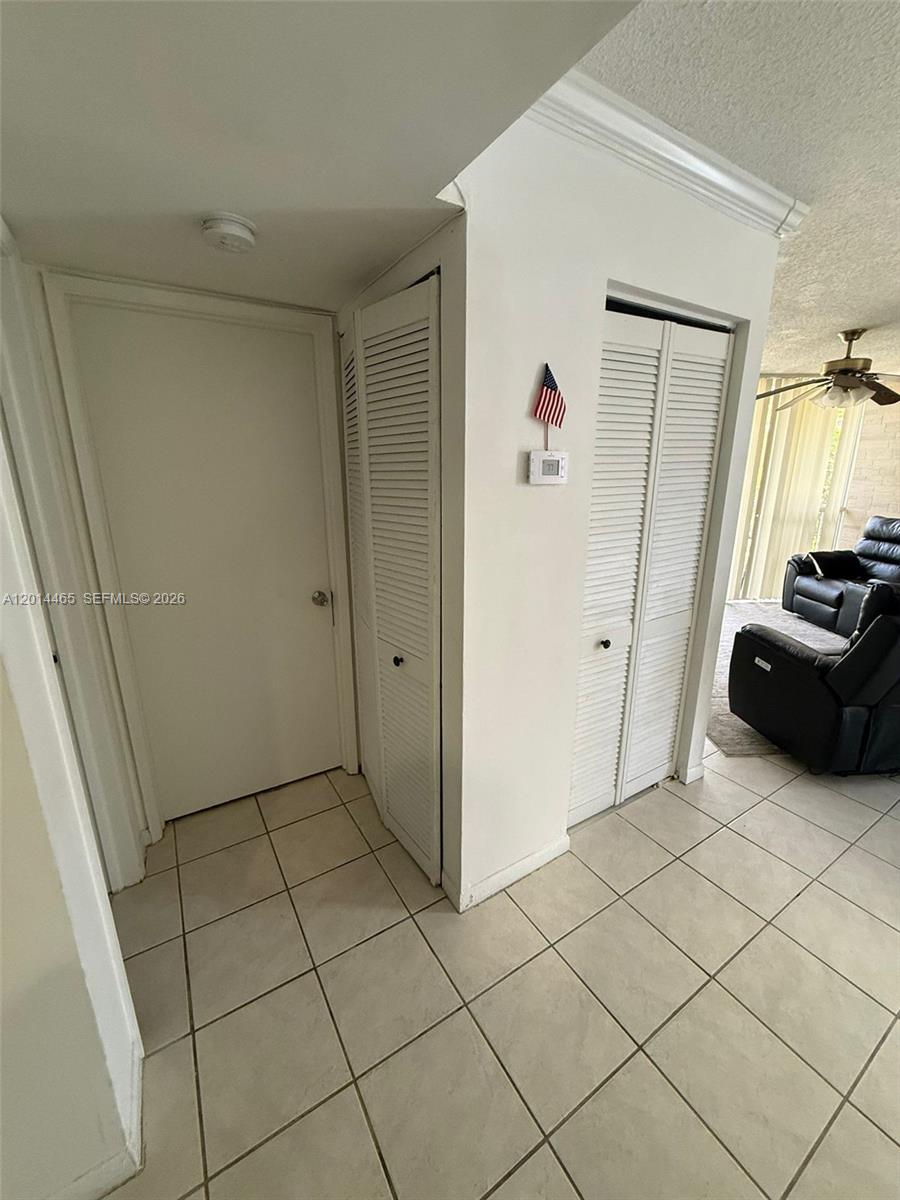 LAS BRISAS@ COUNTRY CLUB - Residential Lease