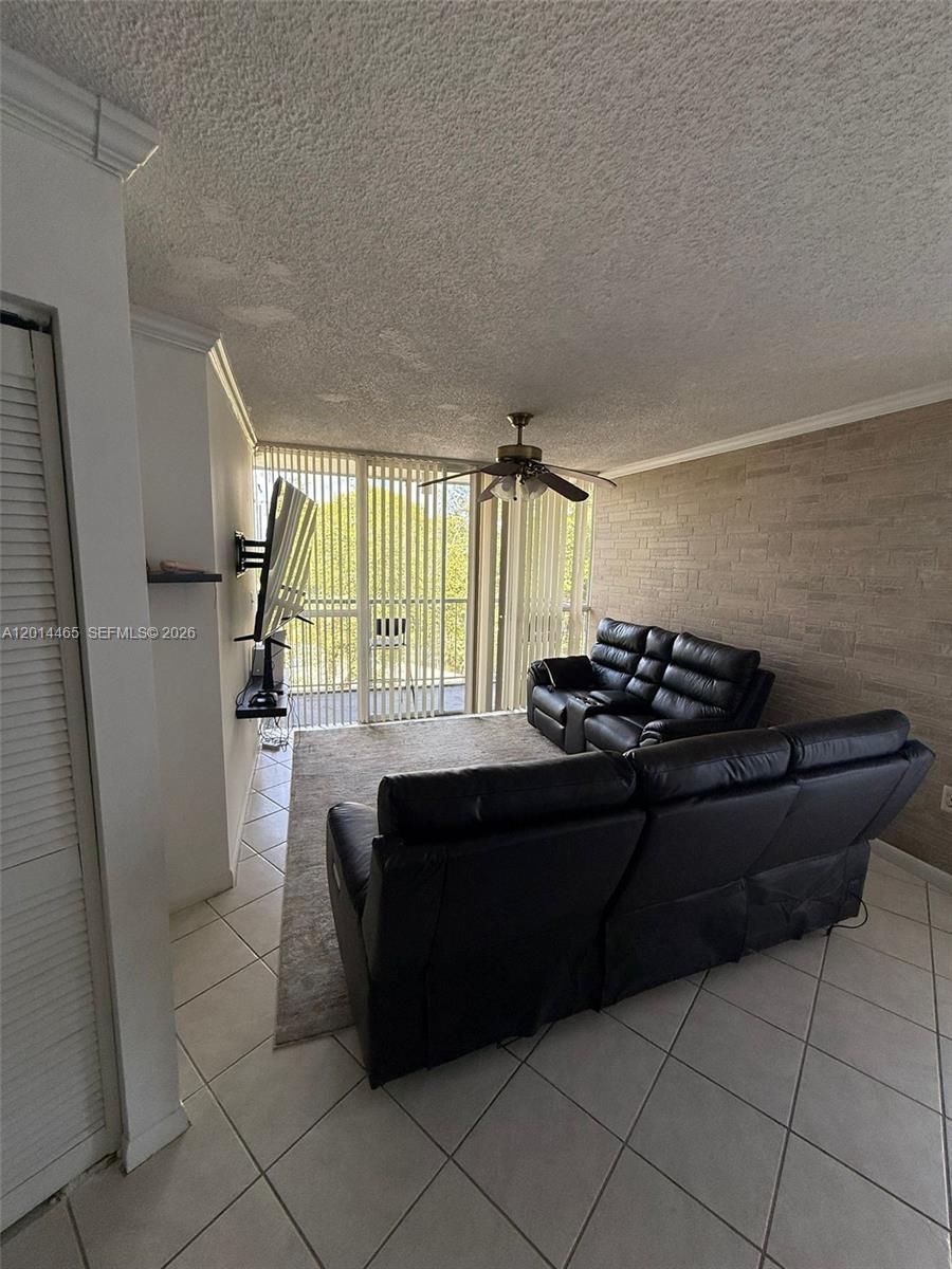 6955 NW 186th St F402