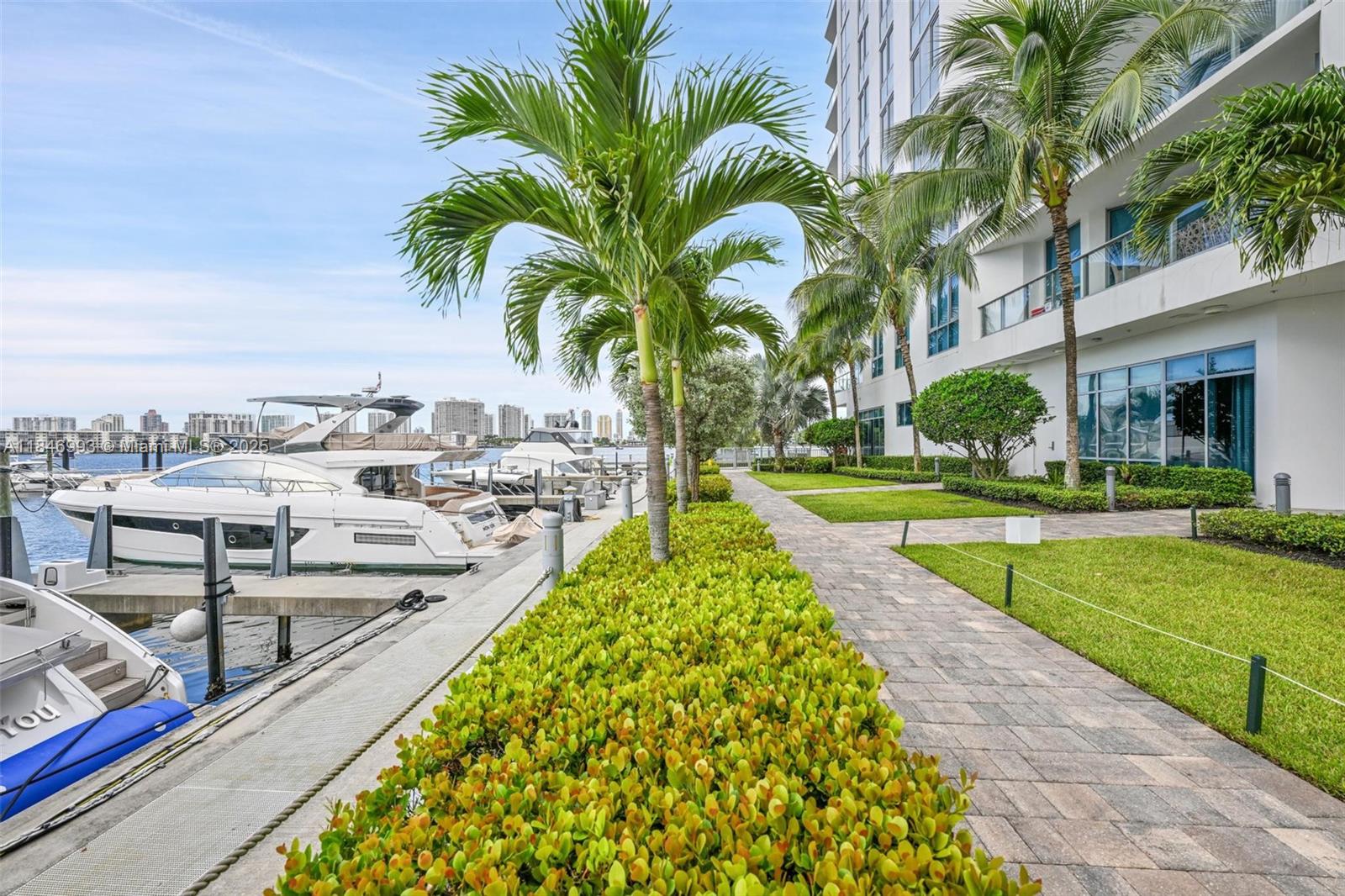 MARINA PALMS RESIDENCES S - Residential