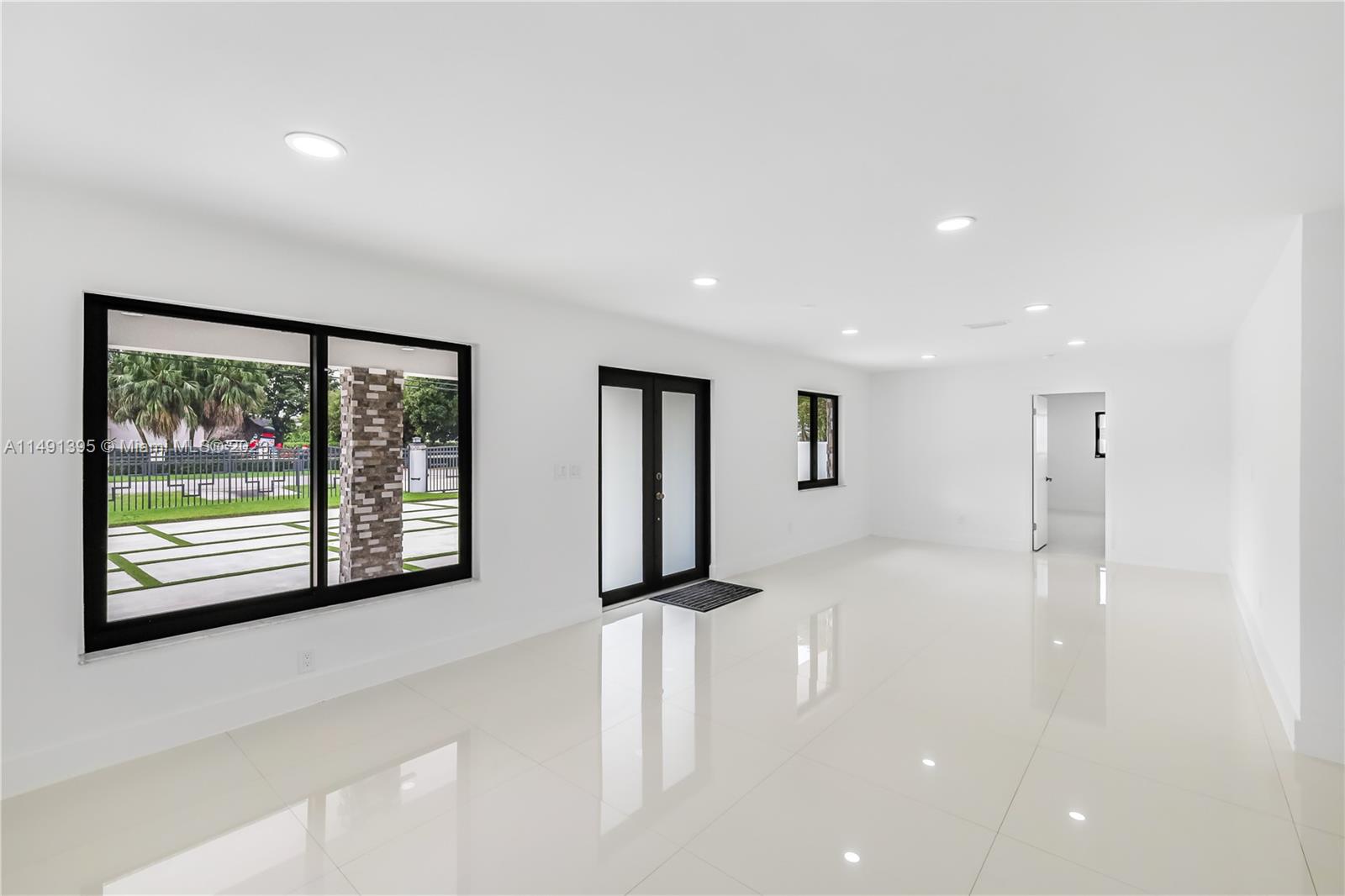 BIRD ROAD FARMSITES - Residential