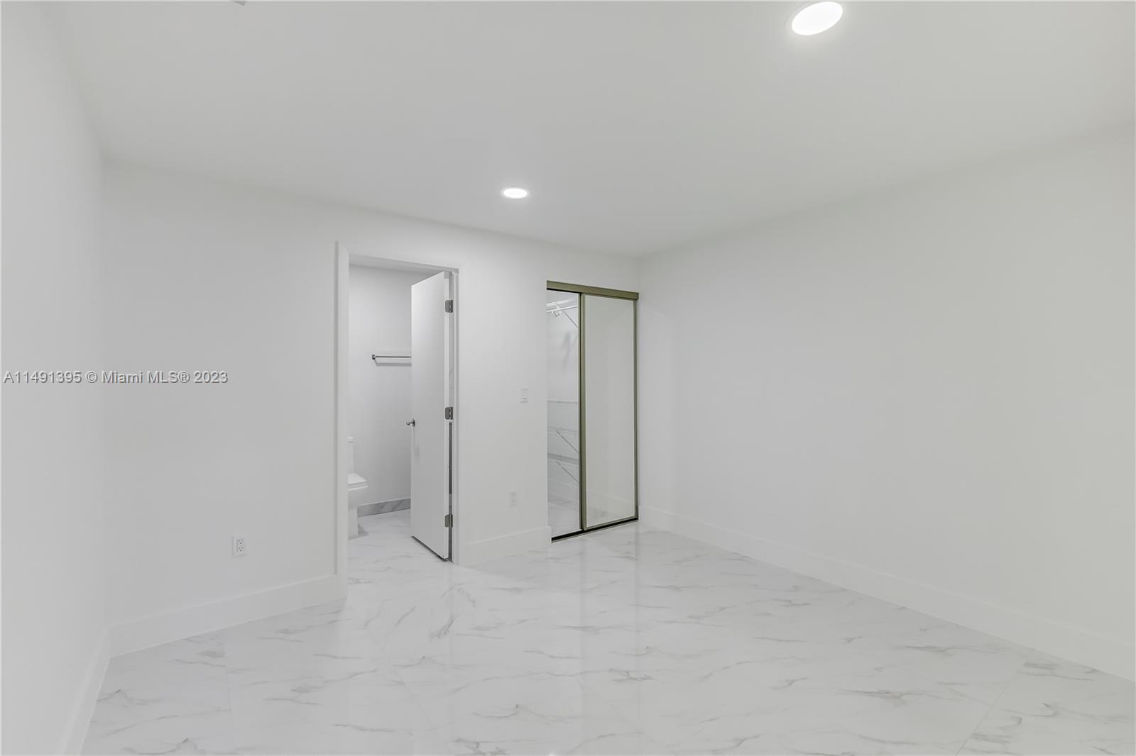 BIRD ROAD FARMSITES - Residential