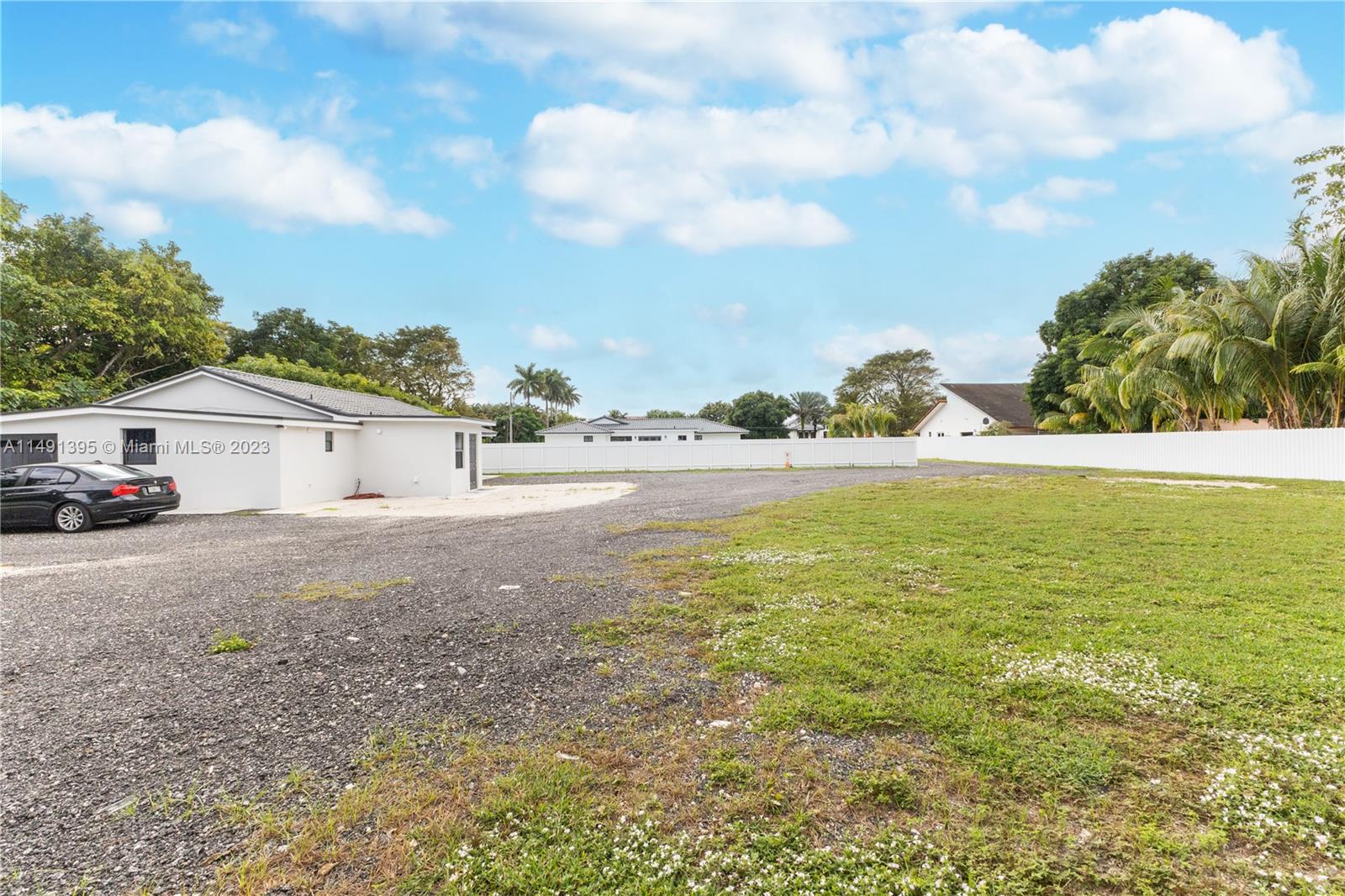 BIRD ROAD FARMSITES - Residential