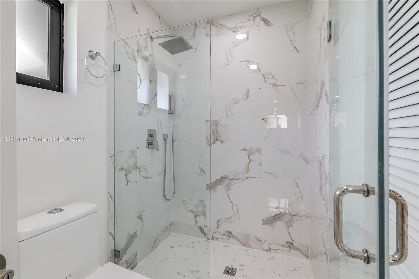 BIRD ROAD FARMSITES - Residential