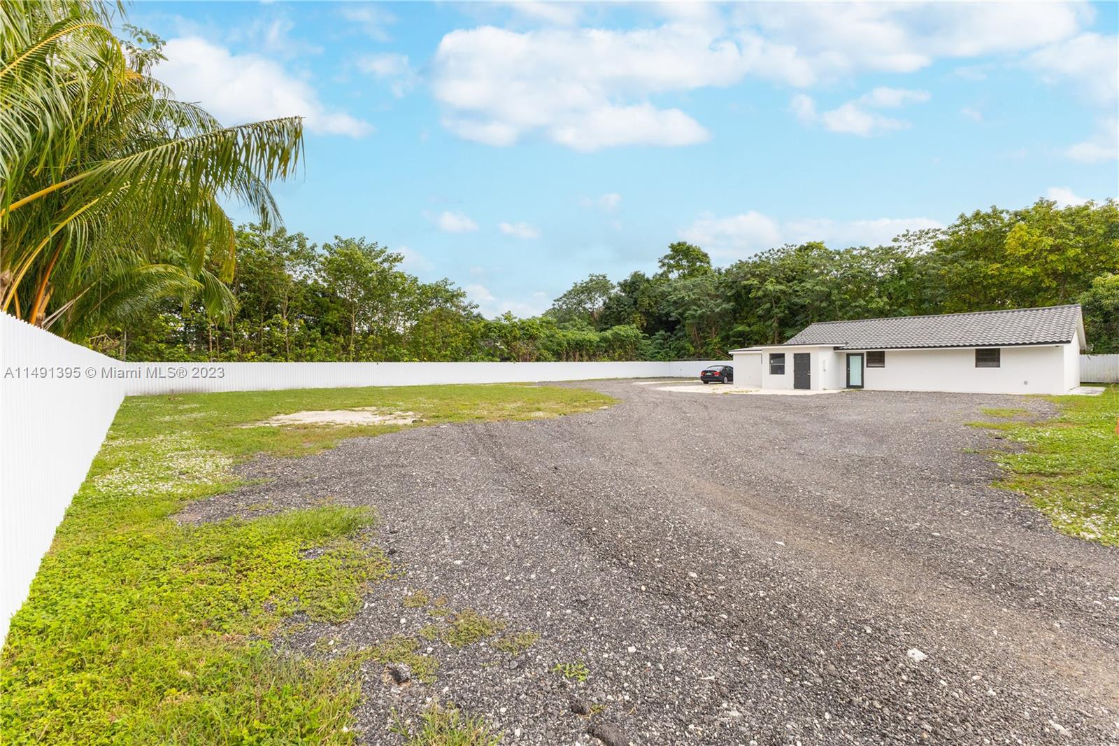 BIRD ROAD FARMSITES - Residential