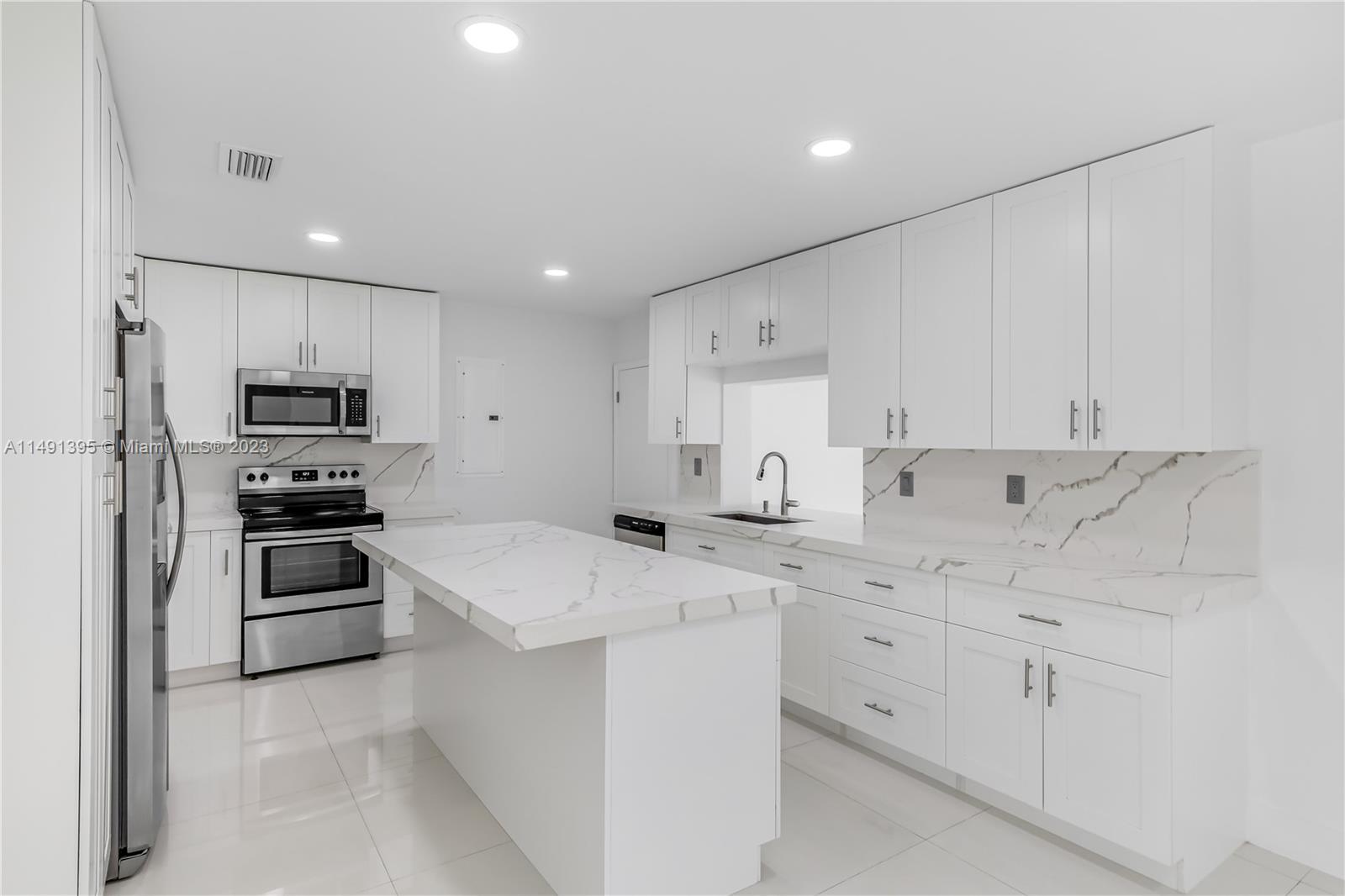 BIRD ROAD FARMSITES - Residential