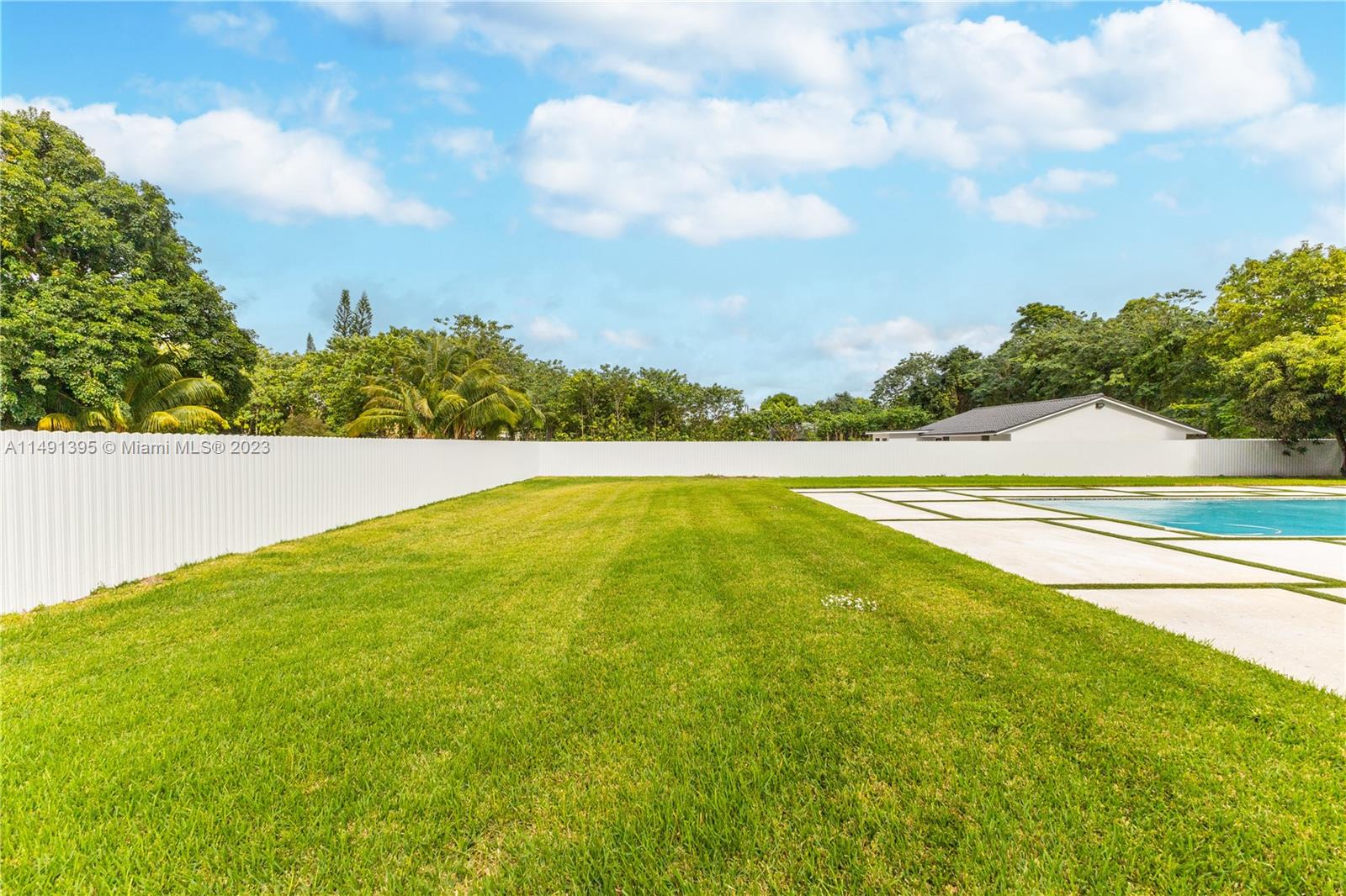 BIRD ROAD FARMSITES - Residential