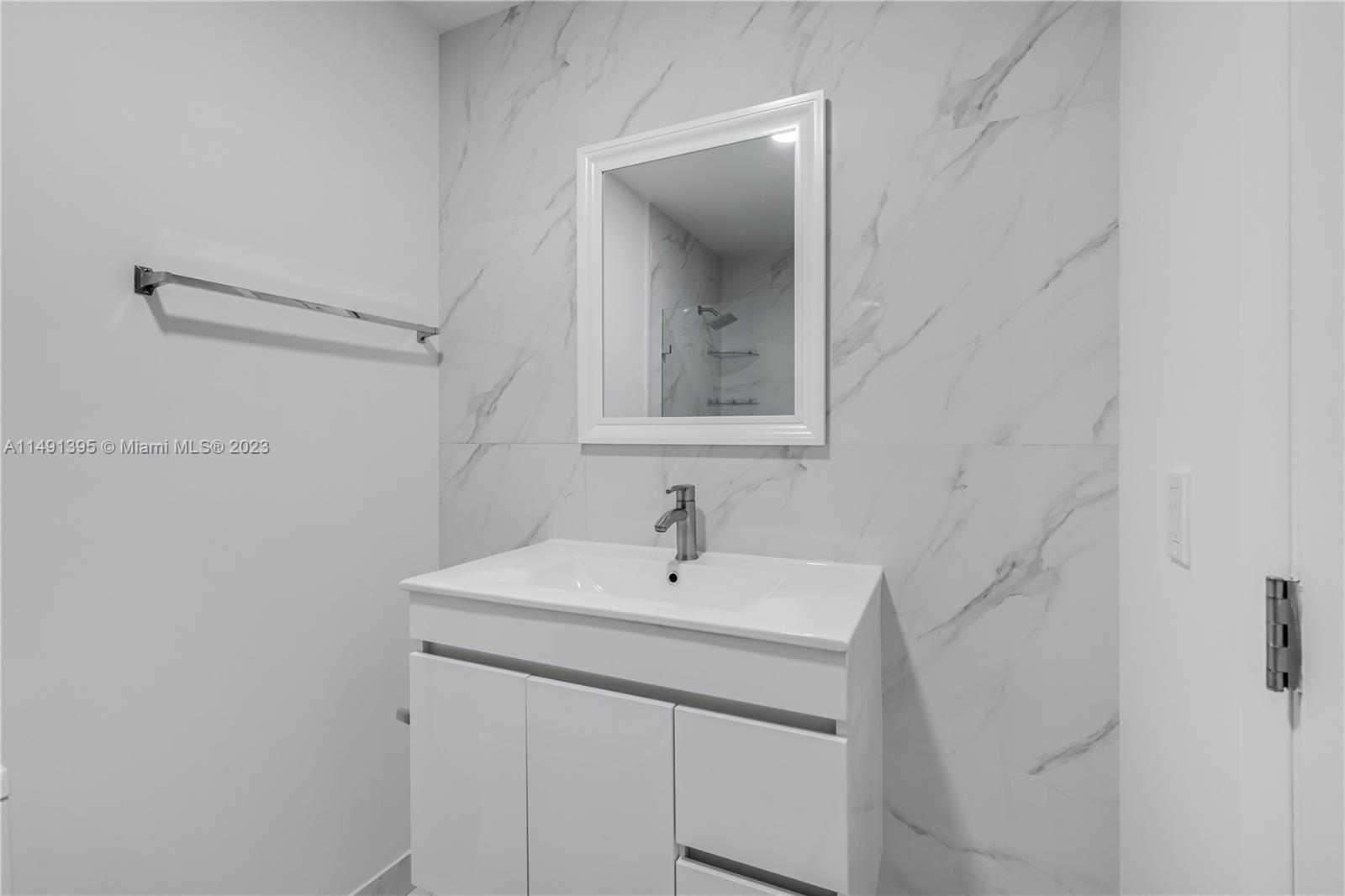 BIRD ROAD FARMSITES - Residential