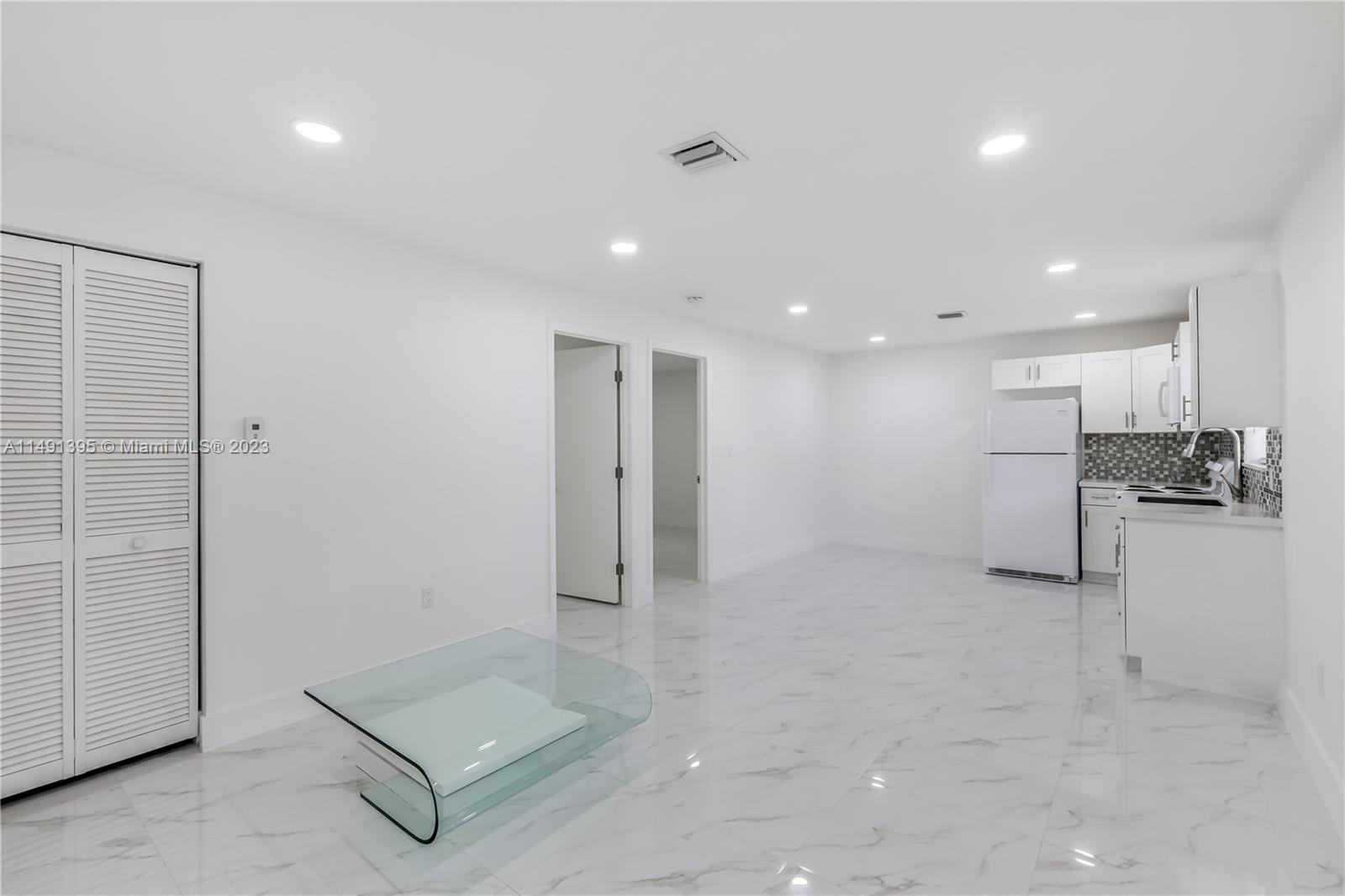 BIRD ROAD FARMSITES - Residential