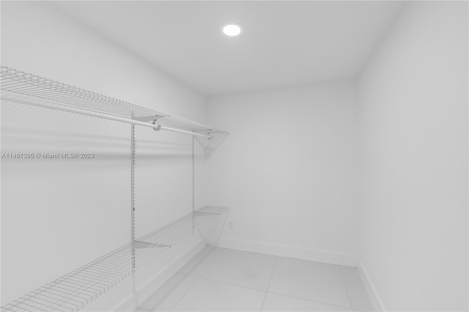 BIRD ROAD FARMSITES - Residential