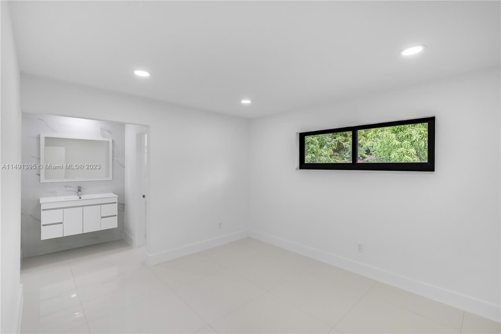 BIRD ROAD FARMSITES - Residential