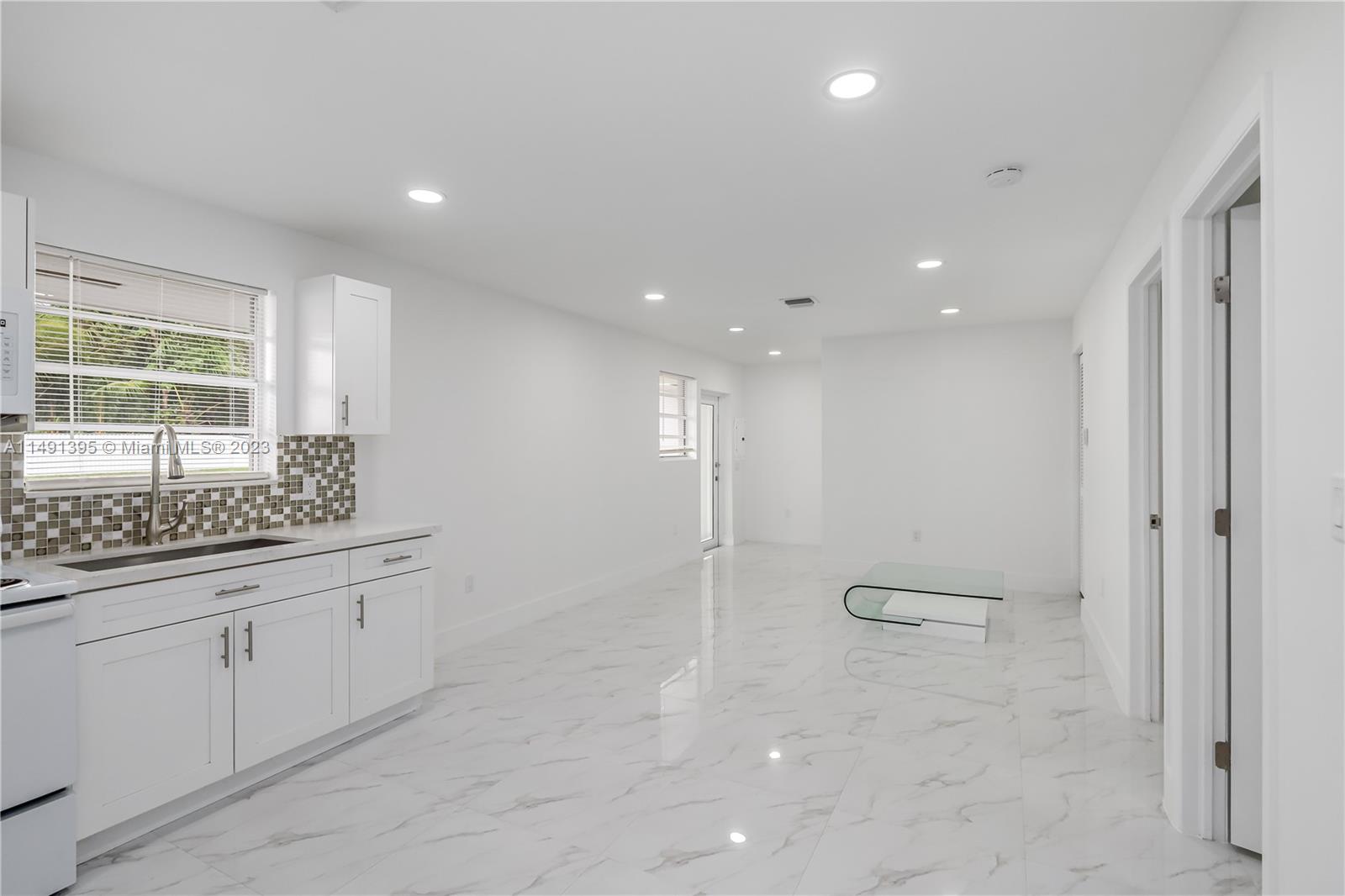 BIRD ROAD FARMSITES - Residential