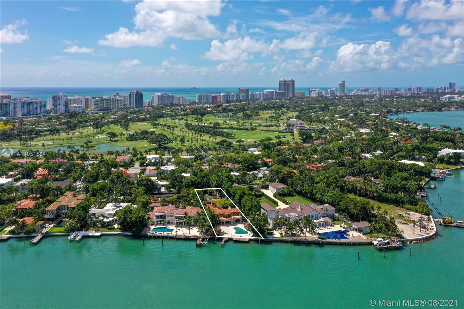 LA GORCE GOLF SUB - Residential