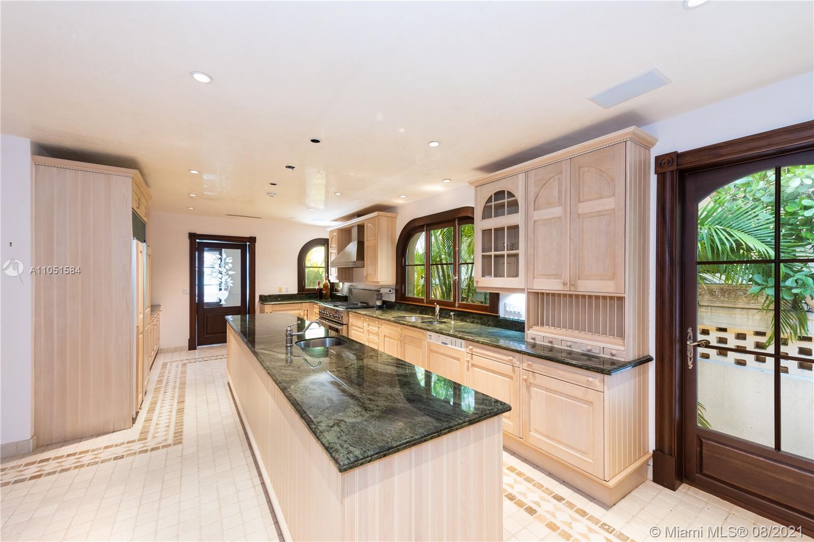 LA GORCE GOLF SUB - Residential