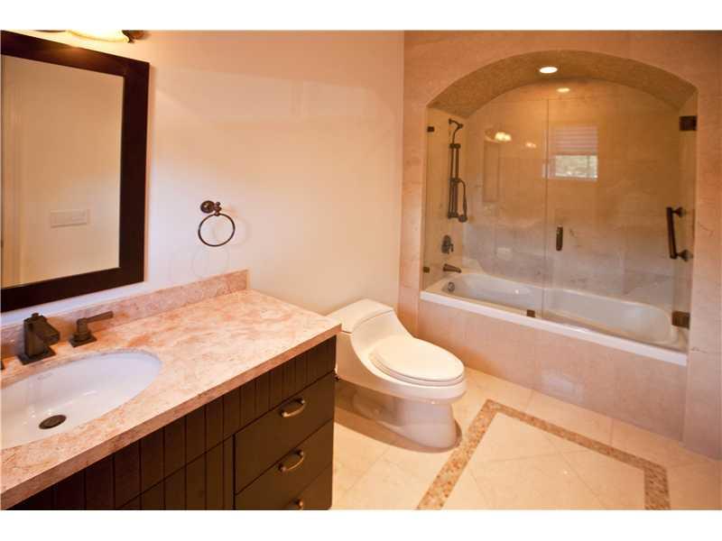 18 54 41 CORAL GABLES SEC - Residential