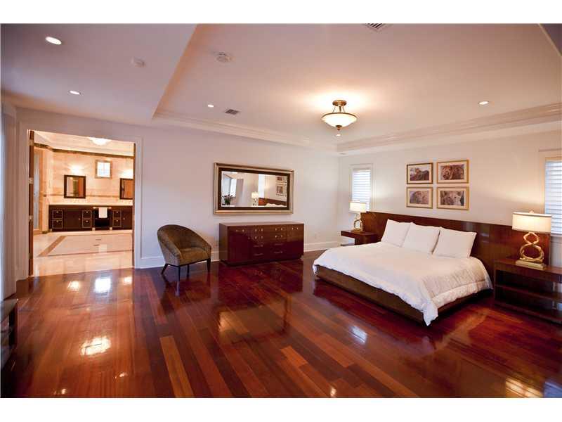 18 54 41 CORAL GABLES SEC - Residential
