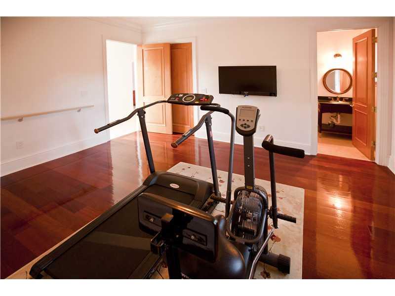 18 54 41 CORAL GABLES SEC - Residential