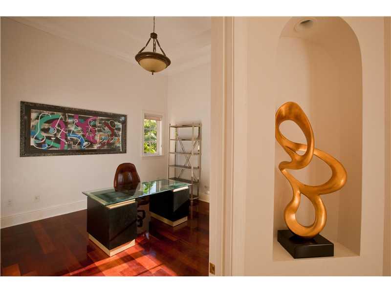 18 54 41 CORAL GABLES SEC - Residential