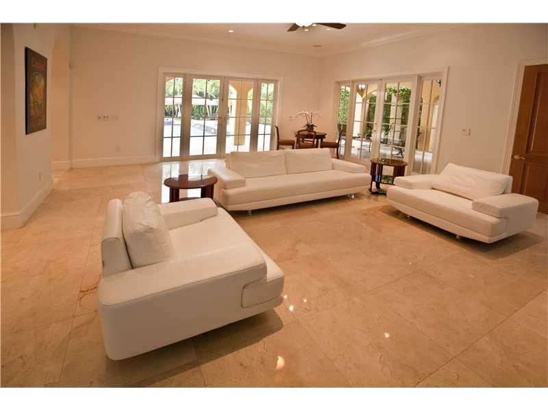 18 54 41 CORAL GABLES SEC - Residential