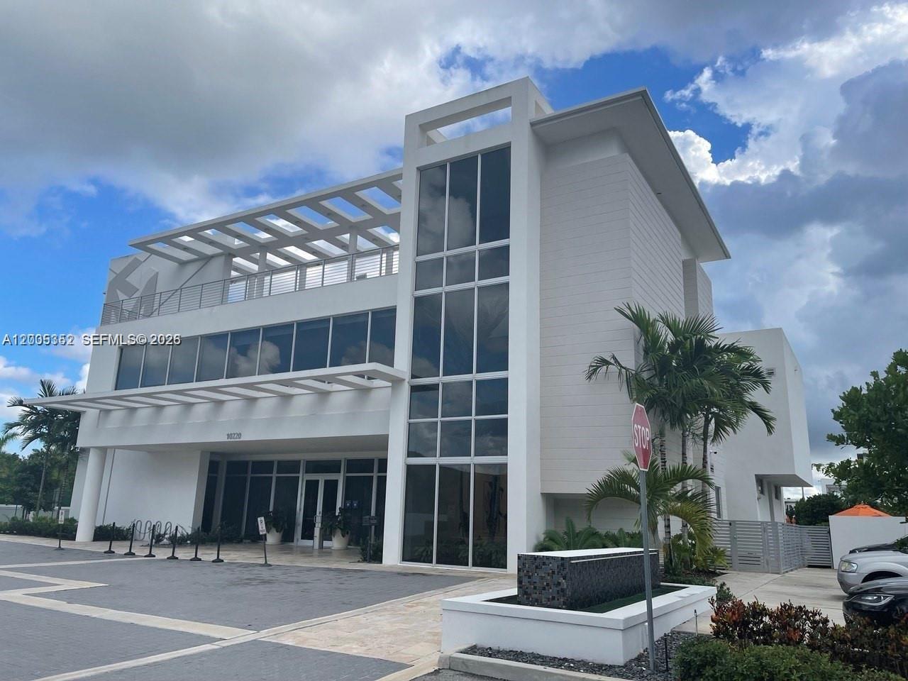 LANDMARK AT DORAL CONDO N - Residential Lease