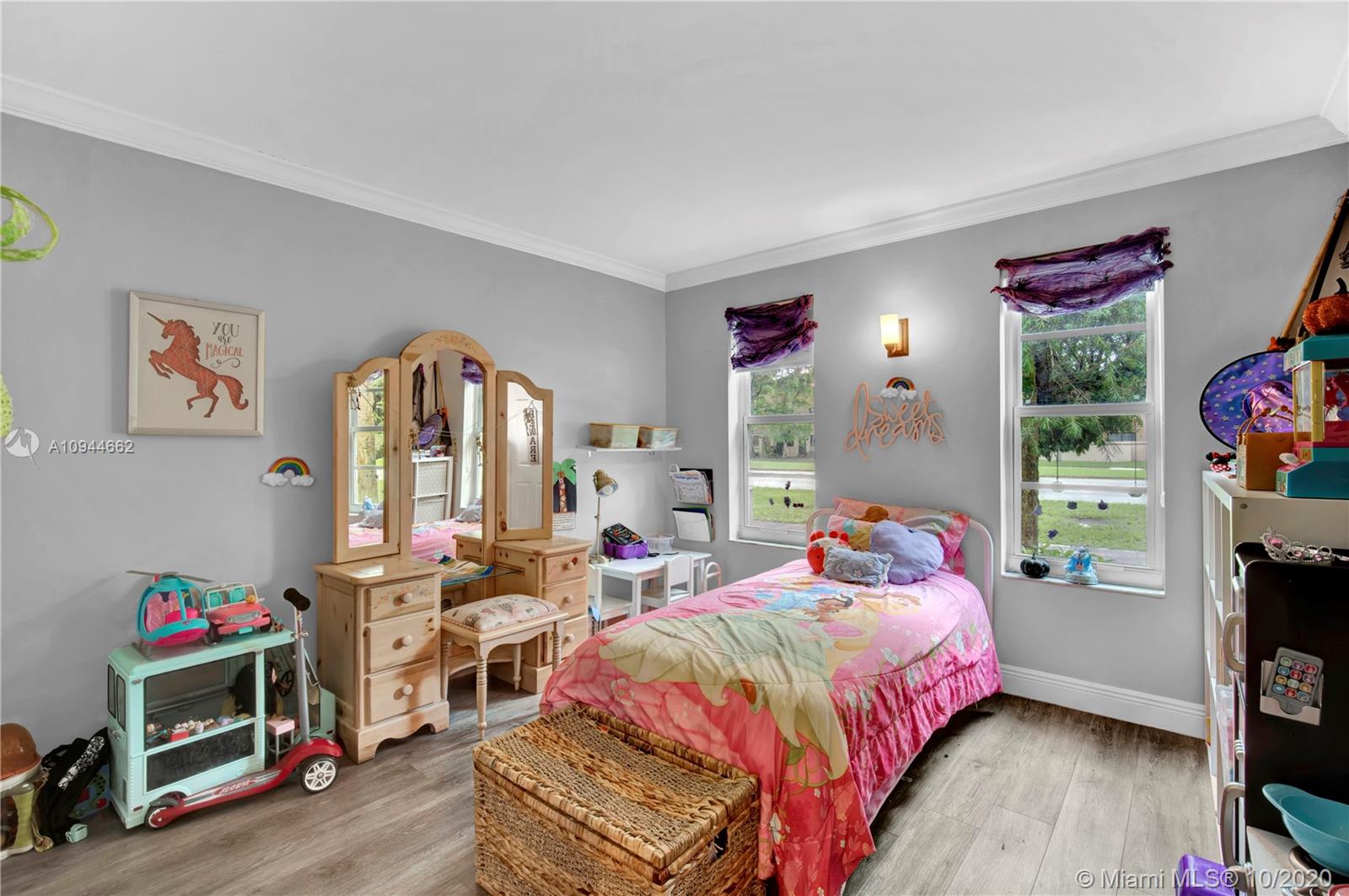 KENDALL HEIGHTS CONDO - Residential