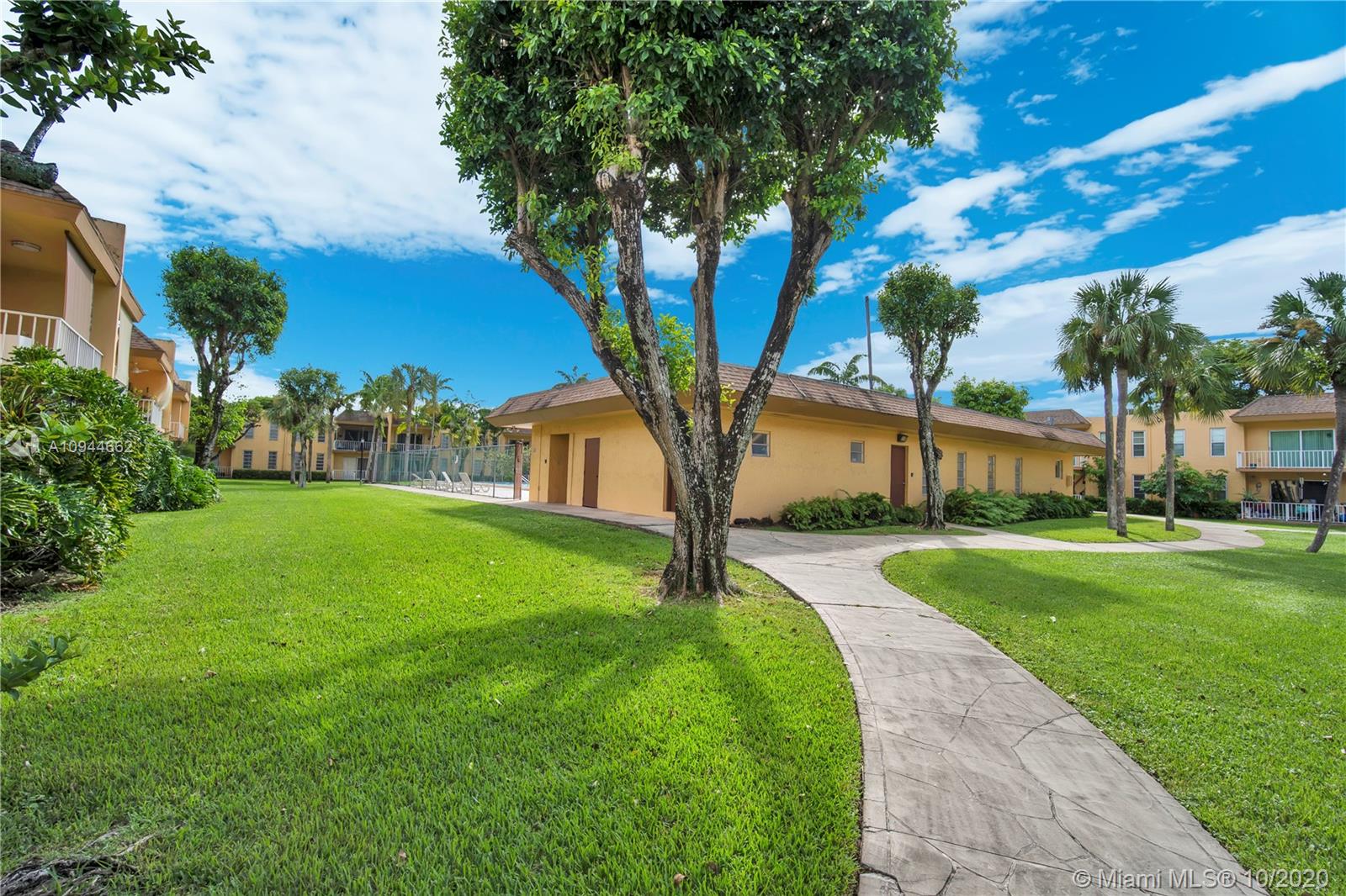 KENDALL HEIGHTS CONDO - Residential