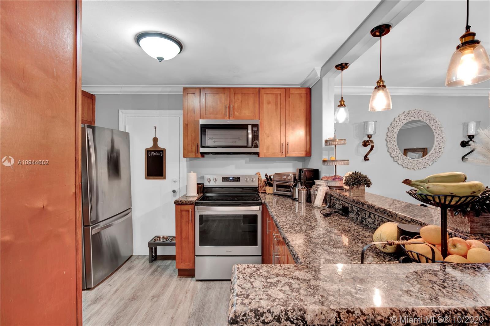 KENDALL HEIGHTS CONDO - Residential