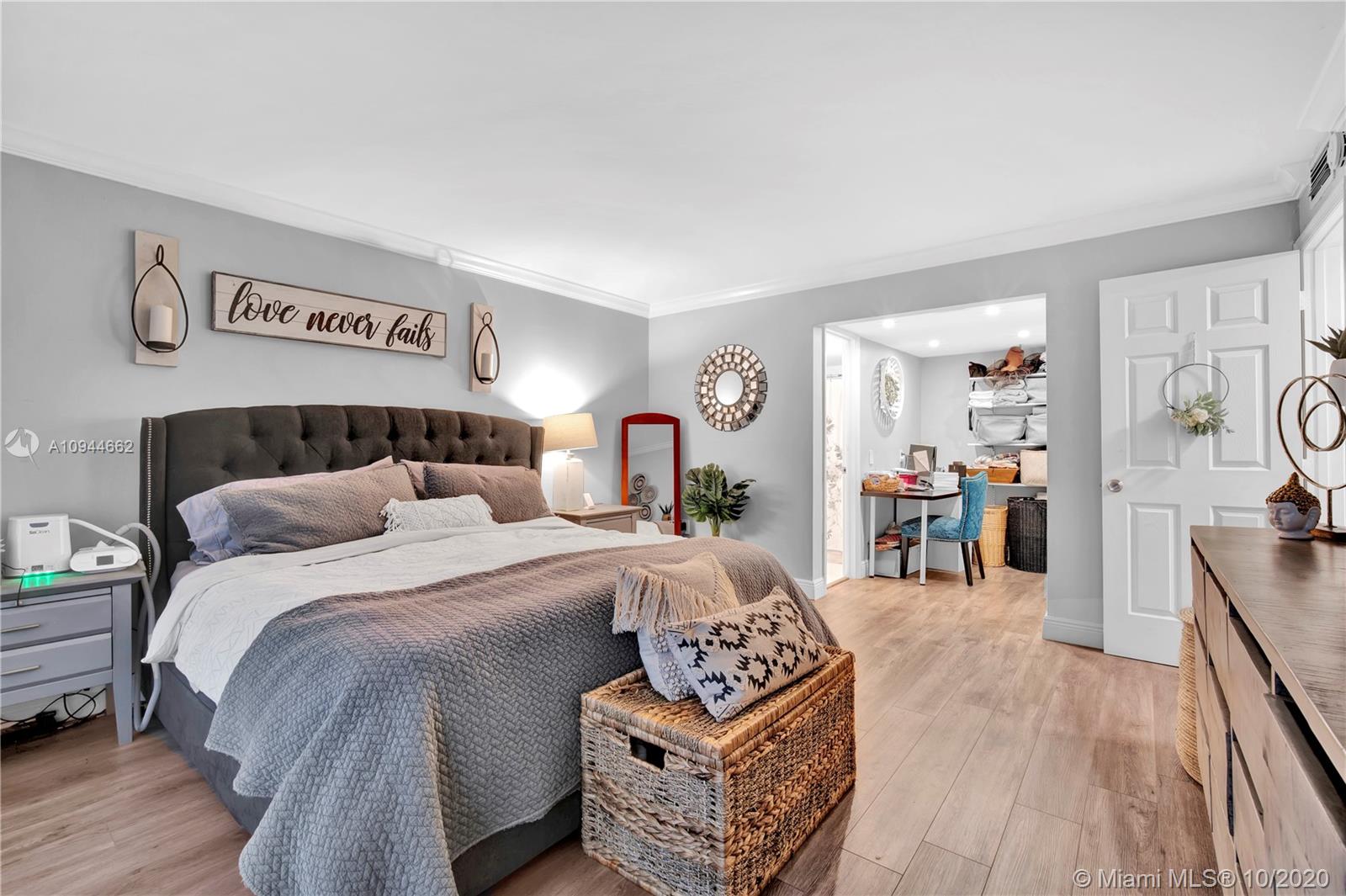 KENDALL HEIGHTS CONDO - Residential