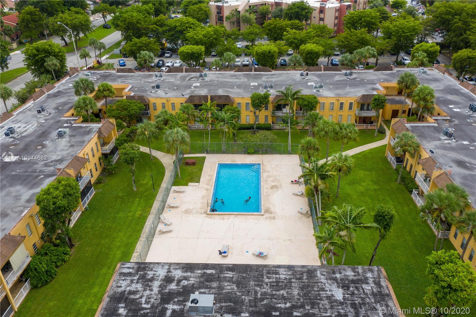 KENDALL HEIGHTS CONDO - Residential