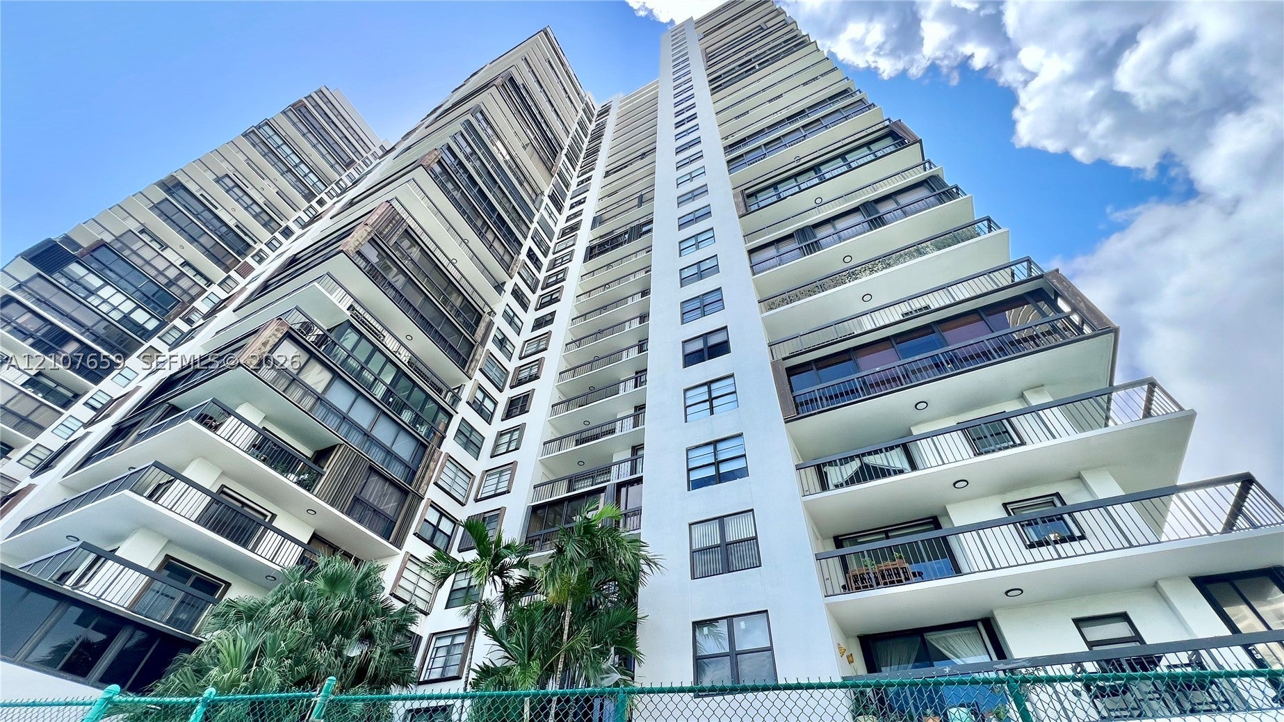 2333 BRIKELL AVE 2110