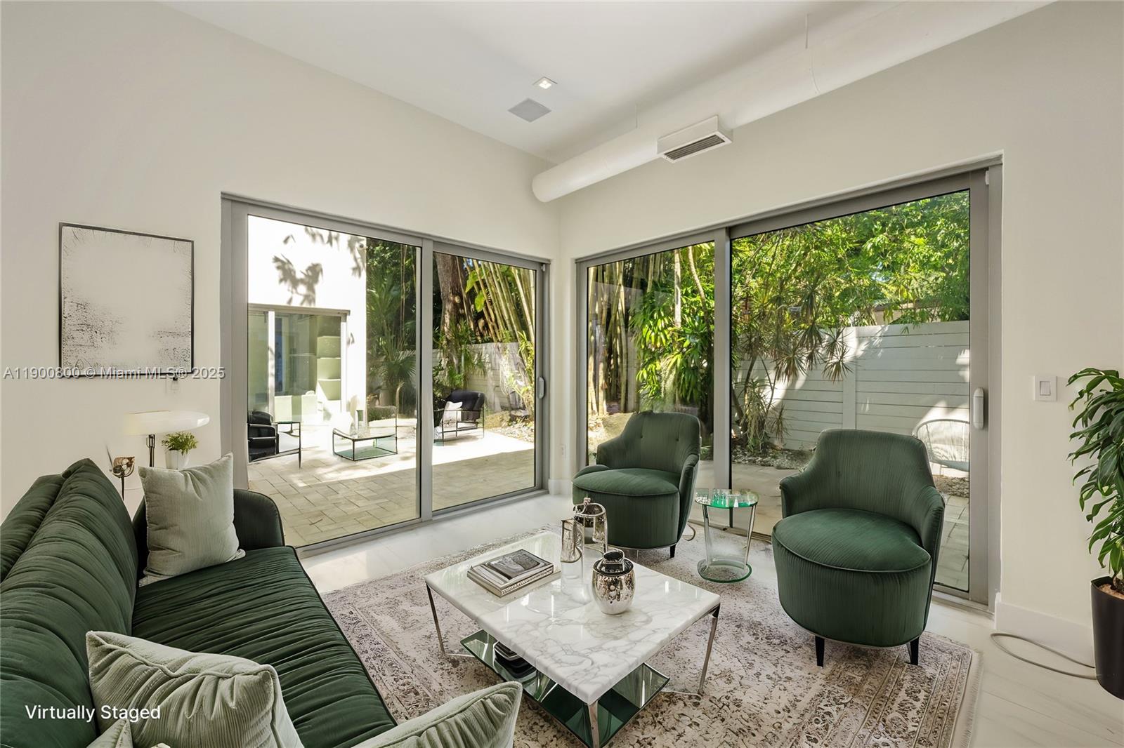 SILVER BLUFF EST SEC C - Residential Lease