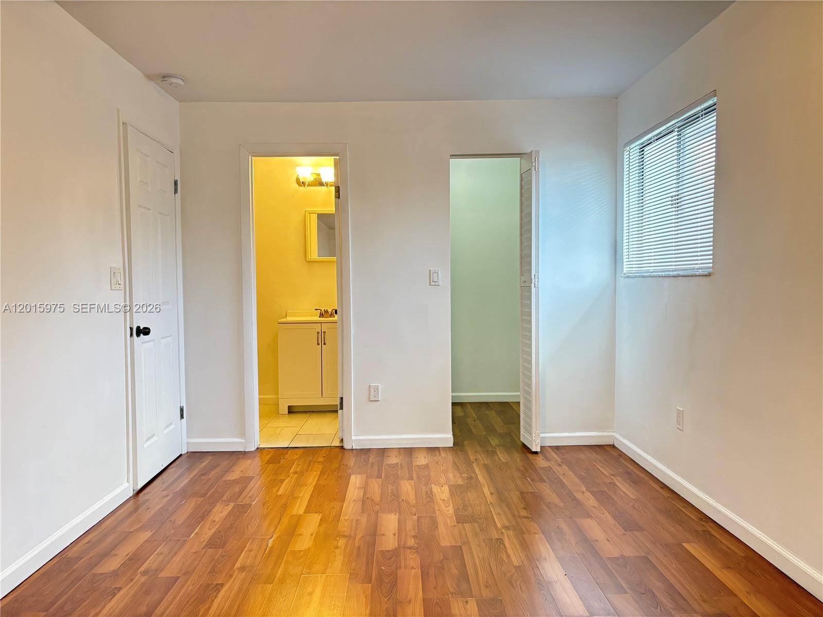 LAKEVIEW AT HAMMOCKS COND - Residential Lease