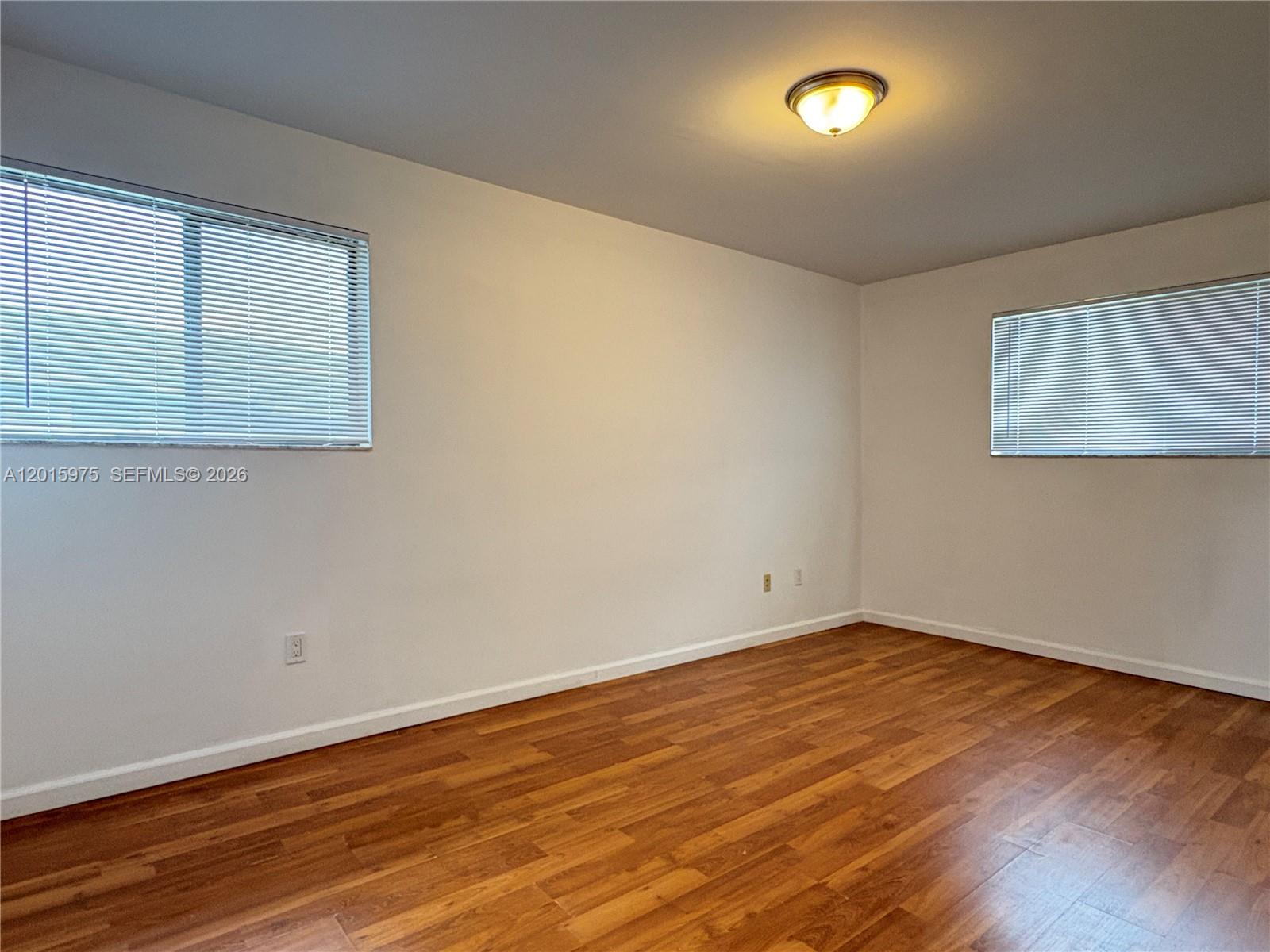LAKEVIEW AT HAMMOCKS COND - Residential Lease