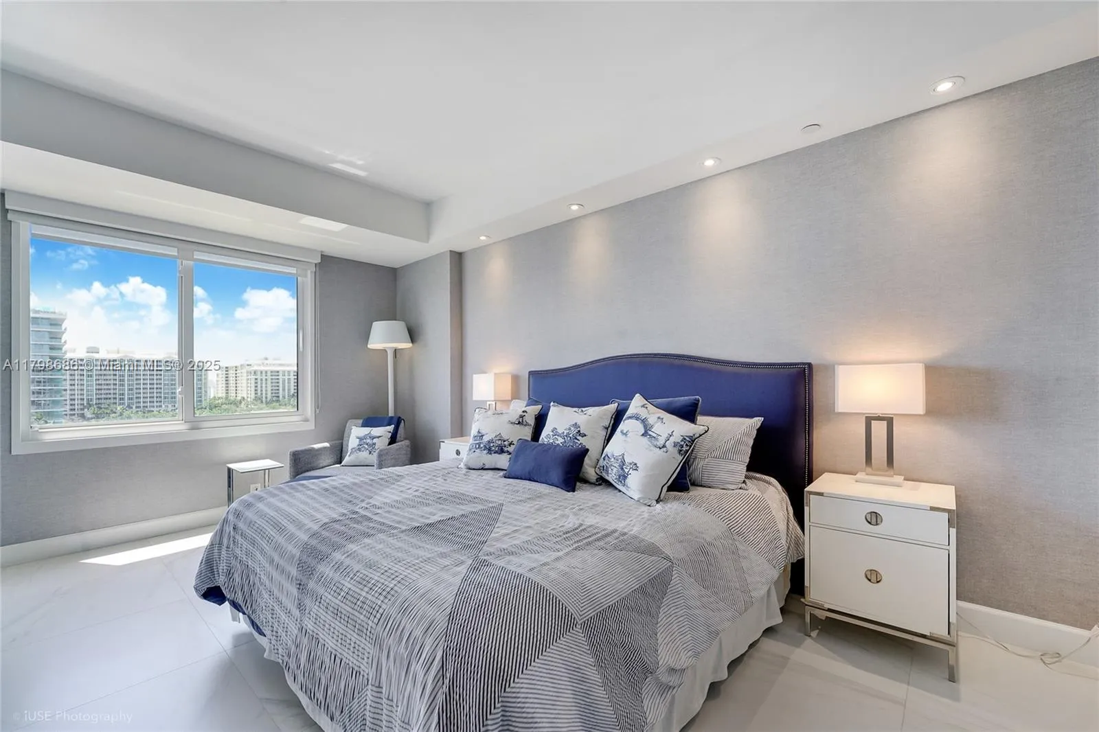 Key Biscayne, Florida 33149, United States, 2 Bedrooms Bedrooms, ,3 BathroomsBathrooms,Residential,Active,125652