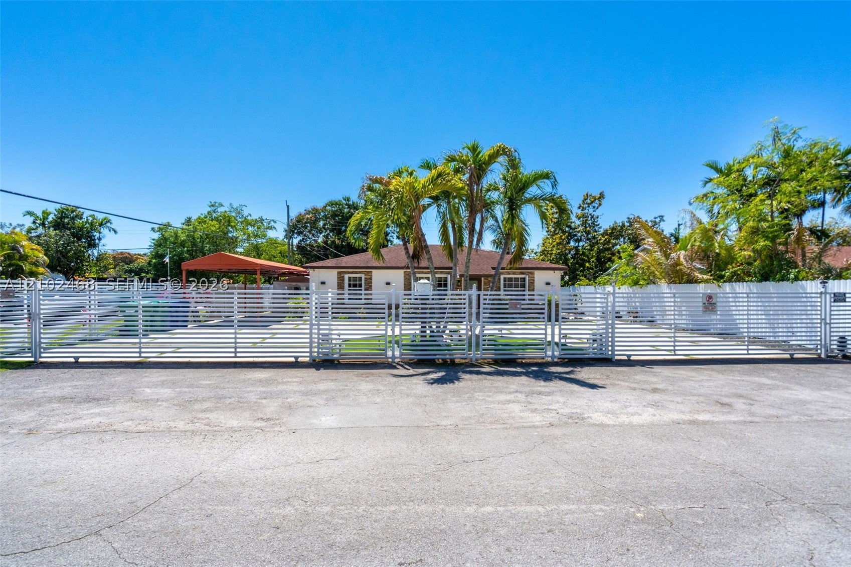 302 NW 100th St 302
