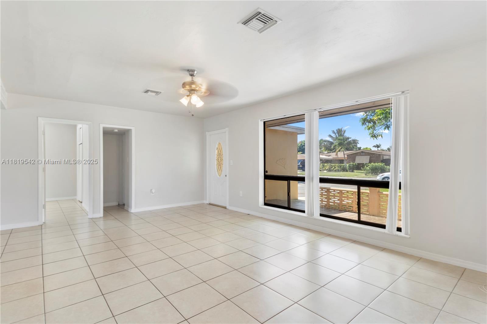 MIRAMAR SEC 11 - Residential